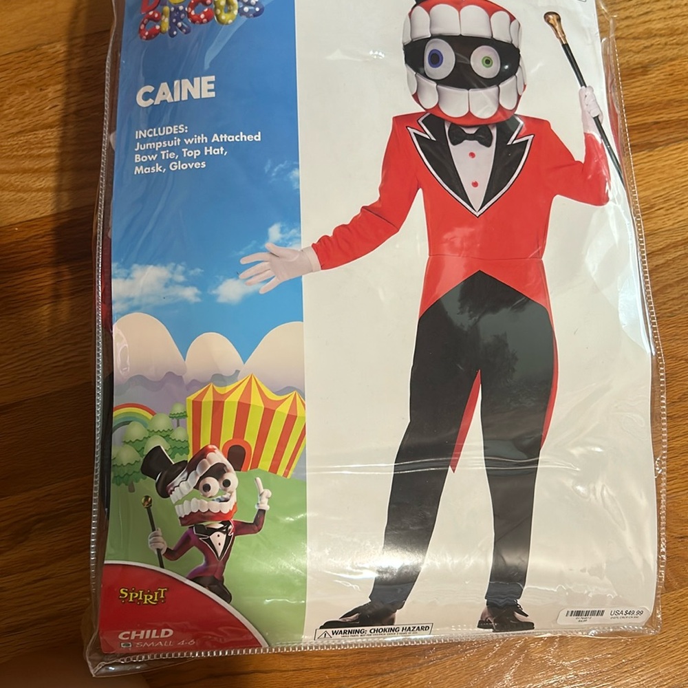 Caine costume from the Amazing Digital Circus. Child size small 4-6. Like new